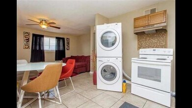 4034 Dale St, Unit Apartment A in New Orleans, LA - Foto de edificio - Building Photo