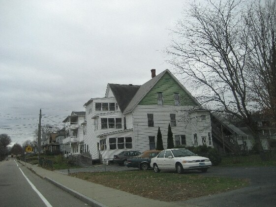 127 Slater Ave in Griswold, CT - Building Photo