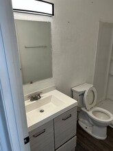 3810 N Maryvale Pkwy in Phoenix, AZ - Building Photo - Building Photo