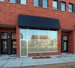 877 Wilson Ave in Toronto, ON - Building Photo - Building Photo