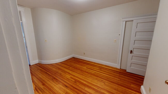 1906 Beacon St, Unit 2
