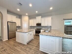 638 Arroyo Loma in New Braunfels, TX - Building Photo - Building Photo