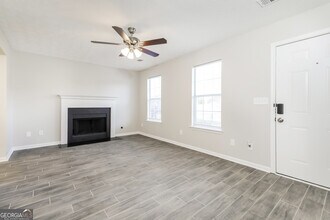 38 Bay Cove Dr in Stockbridge, GA - Building Photo - Building Photo