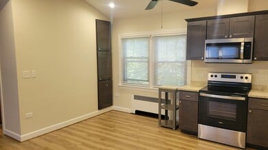 10419 S Hale Ave in Chicago, IL - Building Photo - Building Photo
