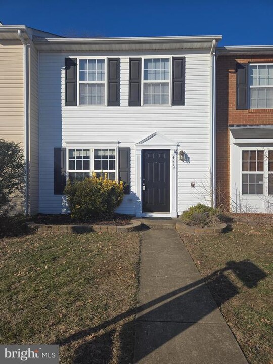 4113 Canopy Way in Fredericksburg, VA - Building Photo