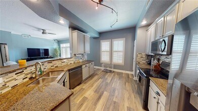 1230 Wright Cir in Kissimmee, FL - Building Photo - Building Photo