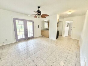 5 Ossabaw Rd in Savannah, GA - Building Photo - Building Photo