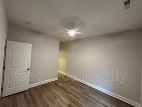 4904 Maple Ave in Wilmington, NC - Building Photo - Building Photo