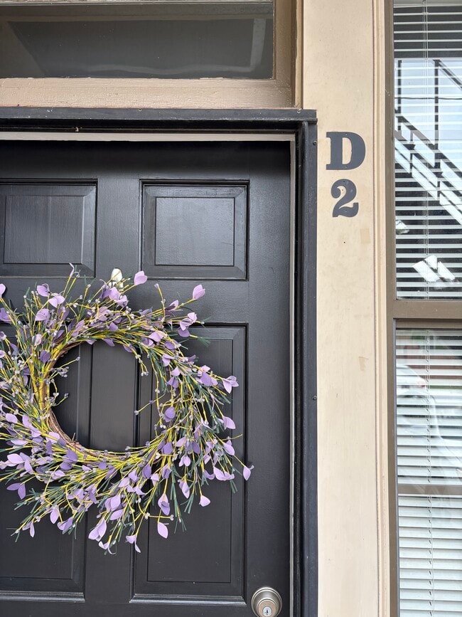 1711 18th Ave S in Nashville, TN - Foto de edificio - Building Photo
