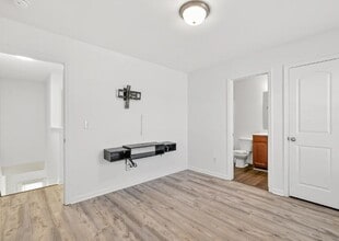 147 Ofner Dr in La Vergne, TN - Building Photo - Building Photo