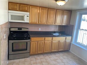 713 E 239th St-Unit -#3 in Bronx, NY - Building Photo - Building Photo