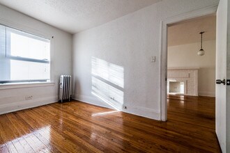 7549-59 S Yates Blvd in Chicago, IL - Foto de edificio - Building Photo