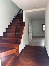 3065 Center St in Miami, FL - Building Photo - Building Photo