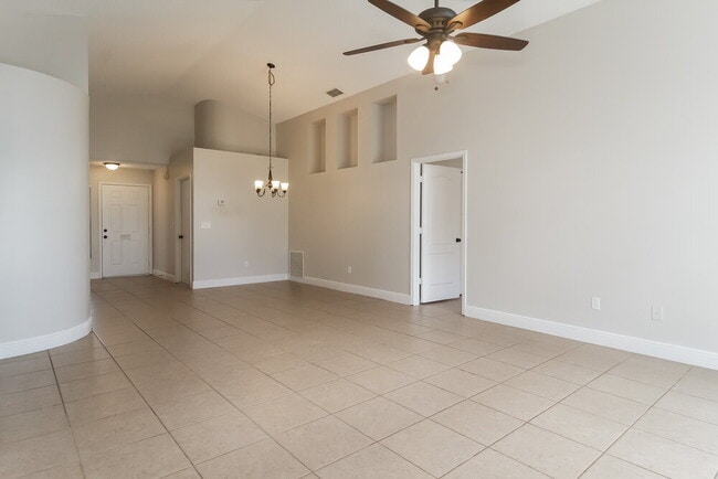 1634 Sand Key Cir in Oviedo, FL - Building Photo - Building Photo