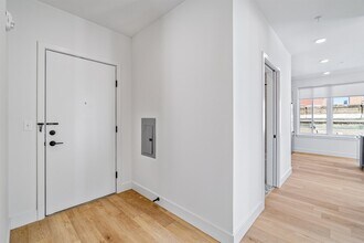 293 Fairmount Ave in Jersey City, NJ - Building Photo - Building Photo