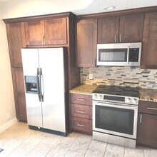 9835 NW 57th Manor in Coral Springs, FL - Building Photo - Building Photo
