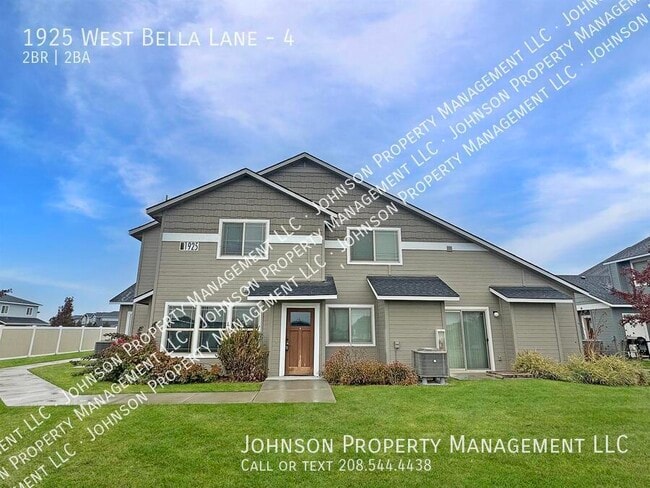 property at 1925 W Bella Ln