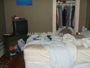 71 Harvard Ave in Boston, MA - Foto de edificio - Building Photo