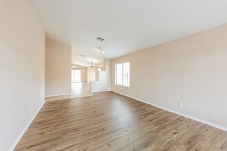 14067 W Two Guns Trail in Surprise, AZ - Building Photo - Building Photo