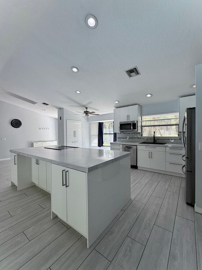 property at 15684 86th Way N