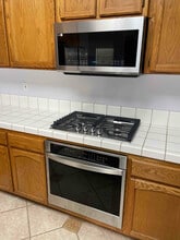 9415 Godiva Ave in Bakersfield, CA - Building Photo - Building Photo
