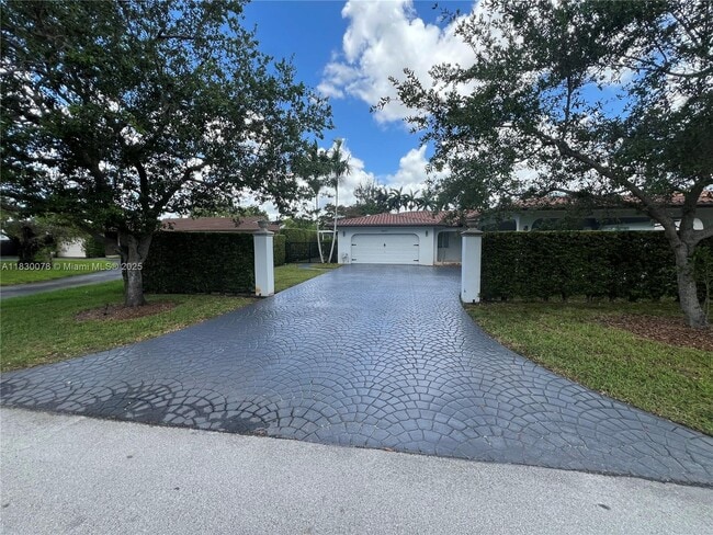 8601 SW 4th St in Miami, FL - Building Photo - Building Photo