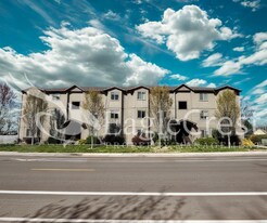 Two Bedroom, One and a Half Bathroom Unit, Unit Unit 304 in Walla Walla, WA - Building Photo