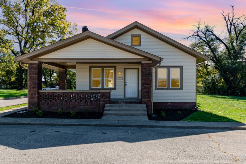 115 Kansas St in Greendale, IN - Building Photo