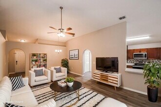 7463 Lawn Tennis Ln in Jacksonville, FL - Building Photo - Building Photo
