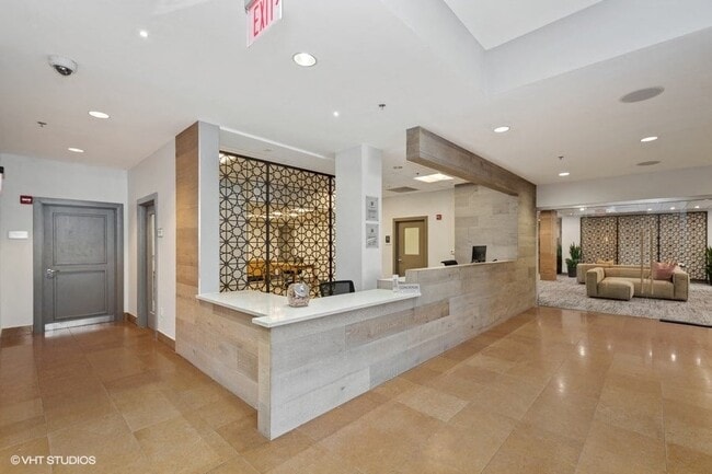 3333 Wisconsin in Washington, DC - Building Photo - Building Photo