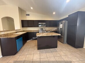 4915 S CELTA Vigo Ct in Tucson, AZ - Building Photo - Building Photo