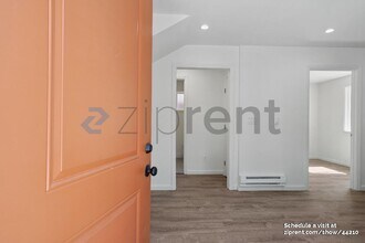 1564 Bridge Ave in Oakland, CA - Building Photo - Building Photo