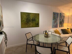 2815 NE 201st Terrace in Aventura, FL - Building Photo - Building Photo