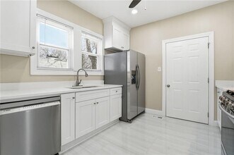 395 8th St NE in Atlanta, GA - Building Photo - Building Photo