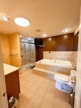 3827 S Archer Ave in Chicago, IL - Building Photo - Building Photo