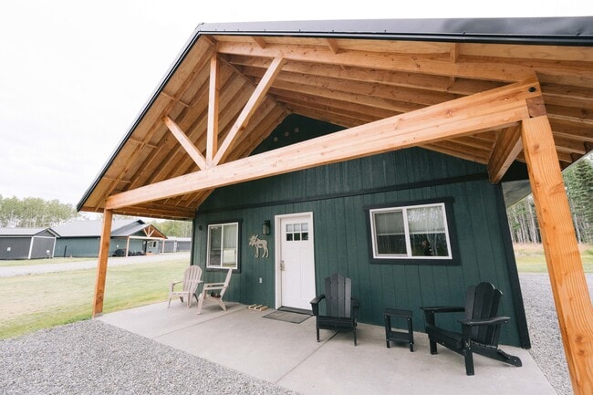 48561 Rustic Ave in Soldotna, AK - Building Photo - Building Photo