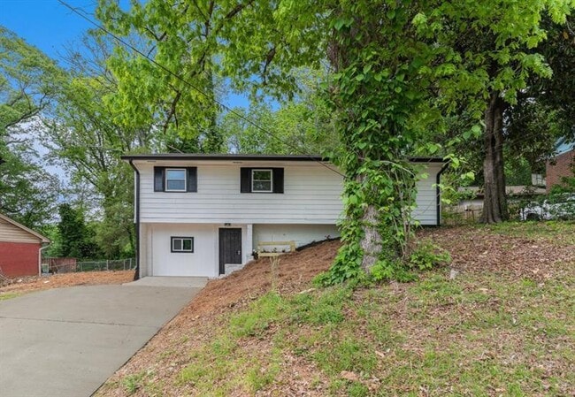 3181 Pennington Cir SW in Atlanta, GA - Building Photo - Building Photo