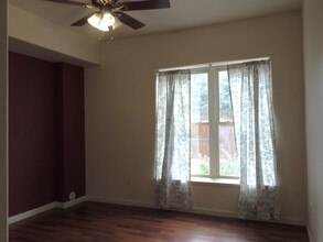 1214 Walnut Ave, Unit 4 in Grand Junction, CO - Foto de edificio - Building Photo