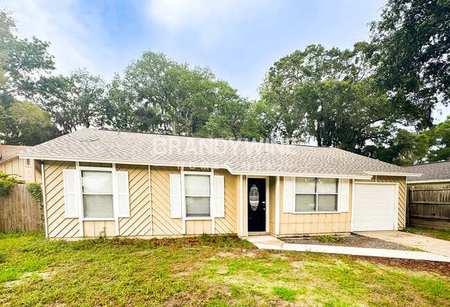 2174 Cypress Landing Dr in Jacksonville, FL - Foto de edificio - Building Photo