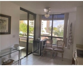 7170 Promenade Dr in Boca Raton, FL - Building Photo - Building Photo