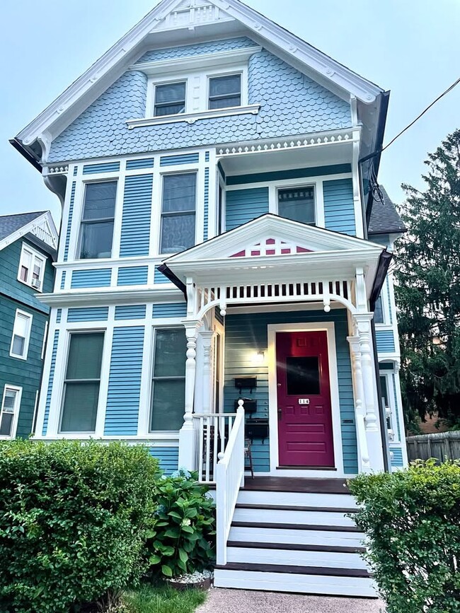 114 Lawrence St, Unit 1st Floor in New Haven, CT - Building Photo - Building Photo