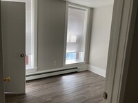 Hill Cafe Apartments - 6