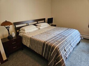 48 Westview Rd, Unit B in Lincoln, NH - Building Photo - Building Photo