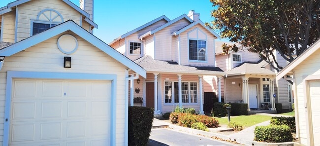 6193 Potrero Dr in Newark, CA - Foto de edificio - Building Photo