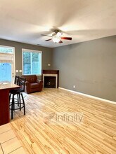 810 E Ninth St in Newberg, OR - Building Photo - Building Photo