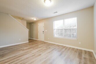 1013 St Augustine Pkwy in Locust Grove, GA - Building Photo - Building Photo