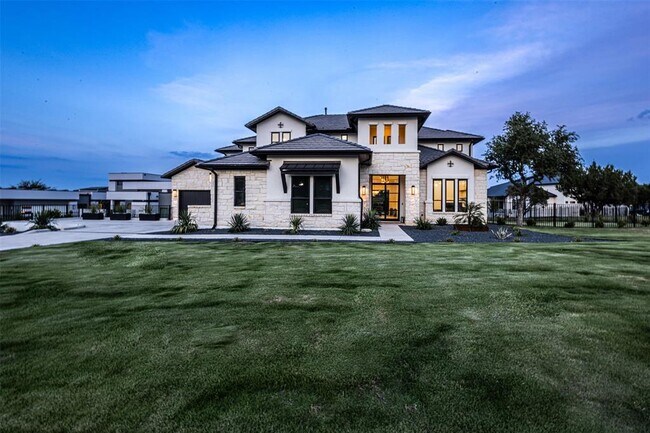 7417 Davenport Divide Rd in Austin, TX - Building Photo - Building Photo