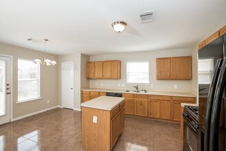 8010 Suffield Glen Ln in Humble, TX - Building Photo - Building Photo