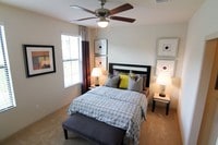 Kingsland West photo'