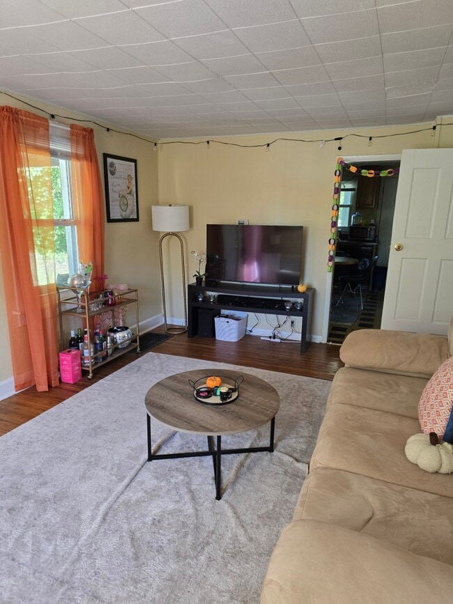 1120 N Lincoln St in Bloomington, IN - Building Photo - Building Photo